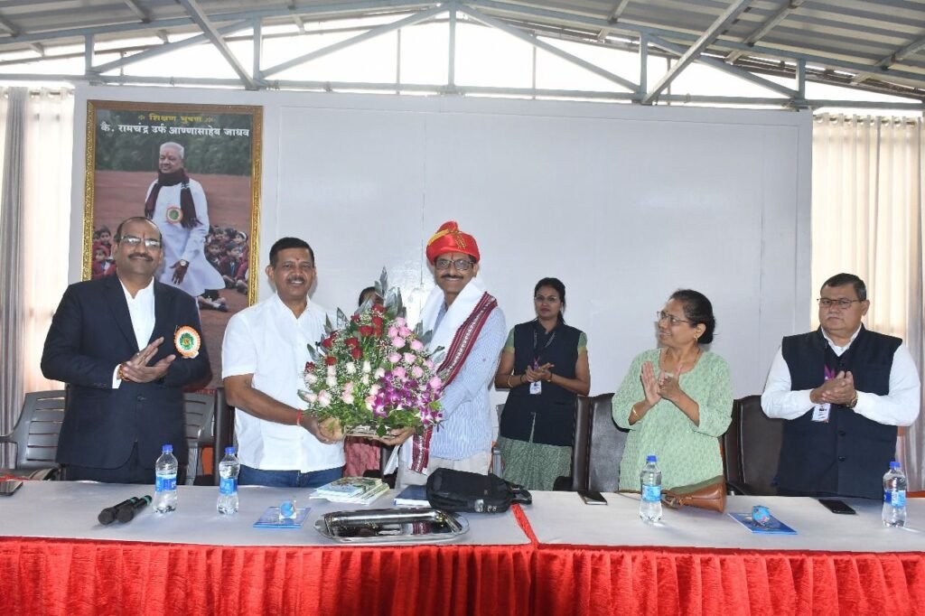 eeec0f82-114b-413e-bf5e-e81d22b75809