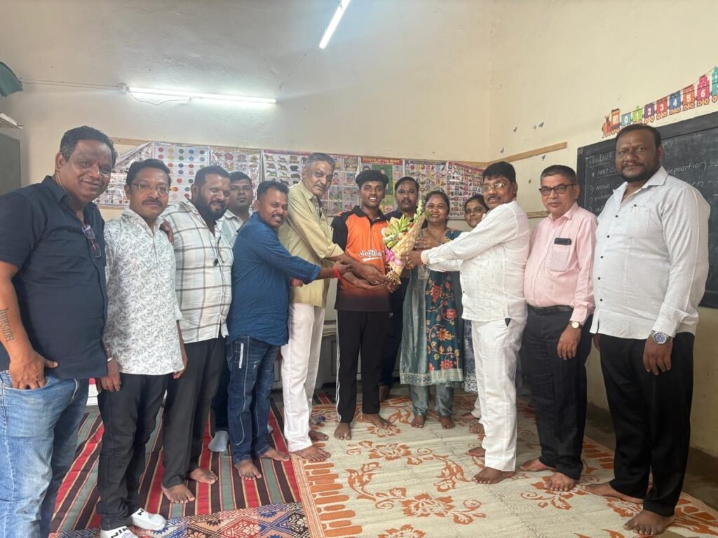 ced8f4a9-b331-494f-ba9f-58147cefcee6