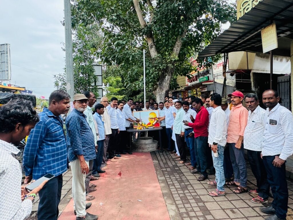 5695787f-5a92-4ee6-bae8-08b58e0792b8