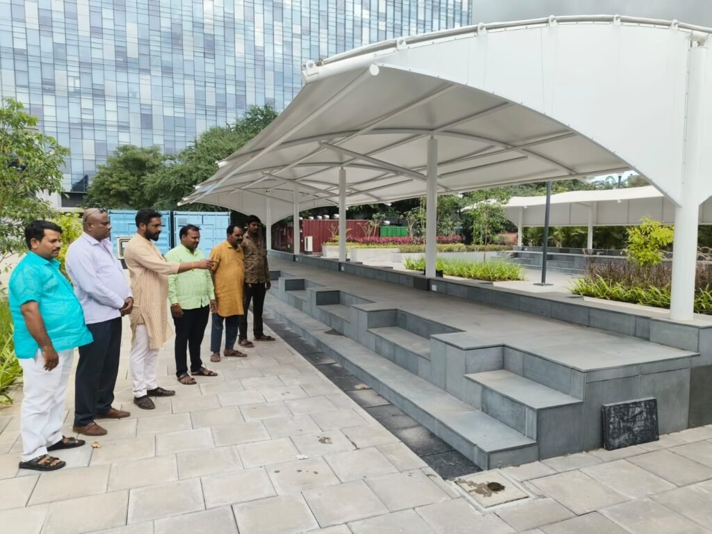 d8e5ad52-73b2-4728-b62c-ecf9d52c4ea9